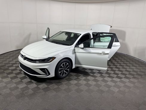 New 2025 Volkswagen Jetta S image 11