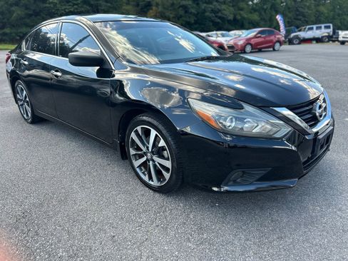 Used 2017 Nissan Altima 2.5 SR image 7