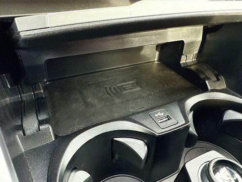 Used 2025 BMW 230i Coupe image 30