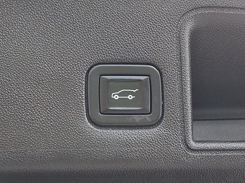 Used 2020 GMC Terrain Denali w/ Denali Premium Package AWD/4WD image 29
