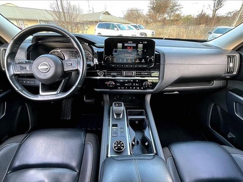 Certified 2023 Nissan Pathfinder SL image 7