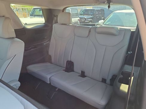 Used 2025 Hyundai Palisade SEL FWD image 18