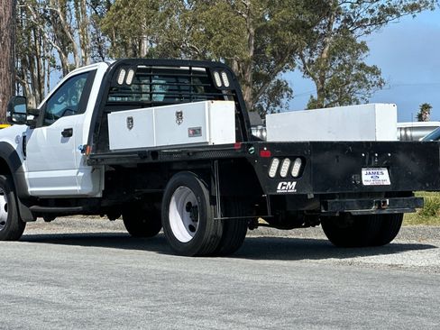 Used 2022 Ford F550 2WD Regular Cab Super Duty image 4