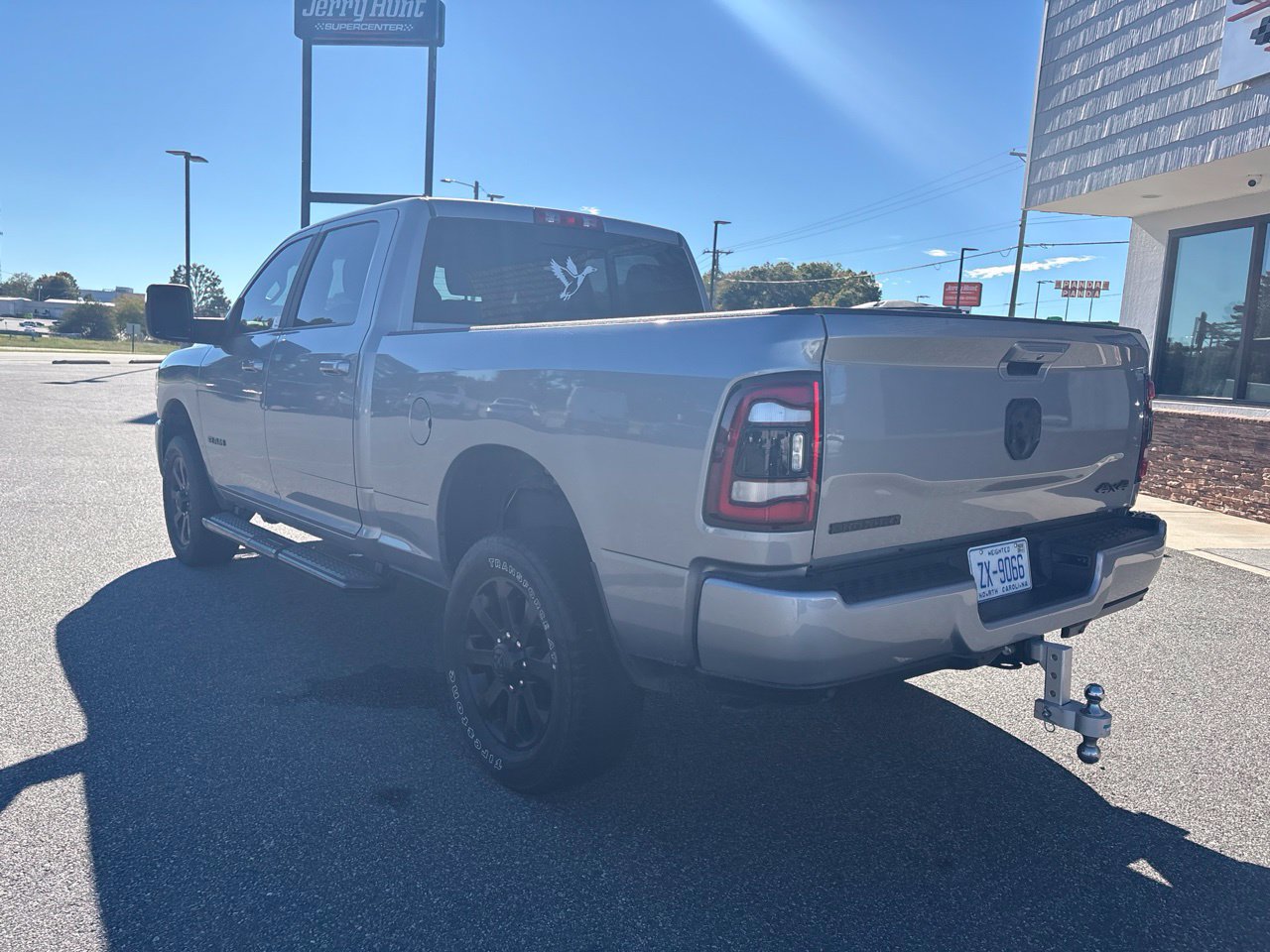 Used 2024 RAM 2500 Big Horn w/ Night Edition AWD/4WD image 7