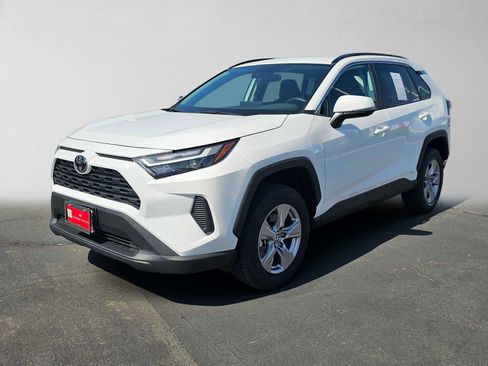 Certified 2025 Toyota RAV4 XLE AWD/4WD image 7