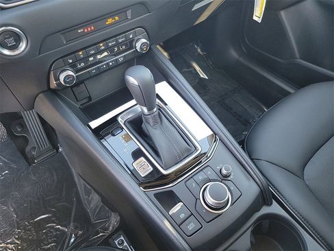 New 2025 MAZDA CX-5 AWD 2.5 S w/ Select Package image 12