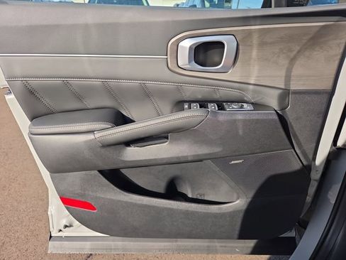 New 2026 Kia Sorento SX image 11