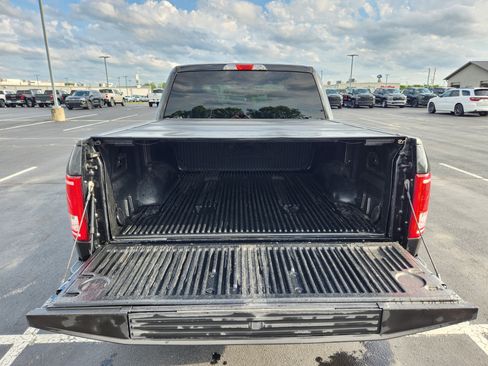 Used 2015 Ford F150 XLT w/ Equipment Group 301A Mid RWD image 10