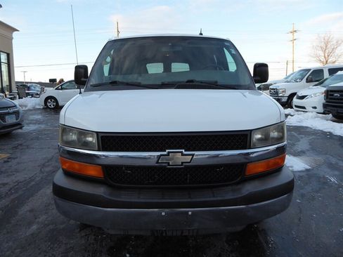 Used 2012 Chevrolet Express 2500 LT w/ LT Preferred Equipment Group image 2