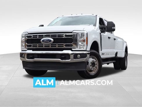 Used 2025 Ford F350 XLT image 1