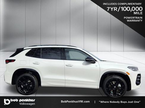 New 2026 Volkswagen Tiguan SE R-Line AWD/4WD image 24