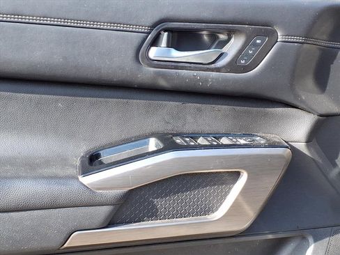 Used 2023 Nissan Pathfinder Platinum w/ Cargo Package image 19