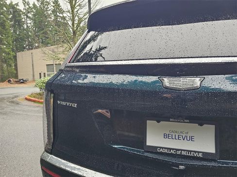 New 2026 Cadillac Vistiq Luxury image 15