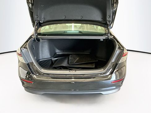 Used 2025 Honda Accord LX image 28