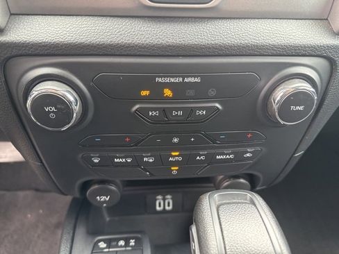 Used 2022 Ford Ranger XLT w/ FX4 Off-Road Package image 27