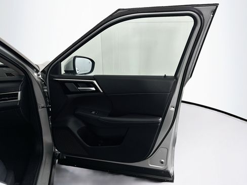 Used 2024 Mitsubishi Outlander SE image 34