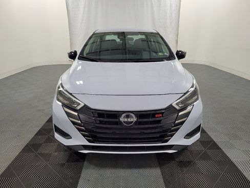 Used 2023 Nissan Versa SR w/ Trunk Package image 14