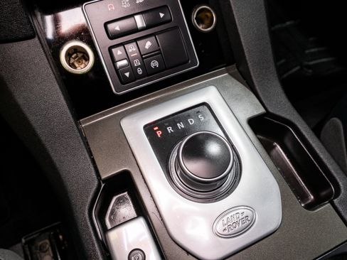 Used 2016 Land Rover LR4 HSE LUX image 27