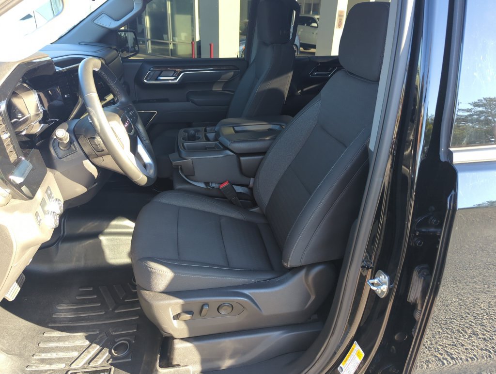 Used 2025 GMC Sierra 1500 Elevation RWD image 12