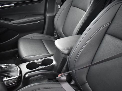 Certified 2025 Kia Seltos EX w/ EX Sunroof Package image 14