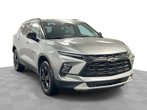 Certified 2024 Chevrolet Blazer LT w/ Convenience Package FWD image 1