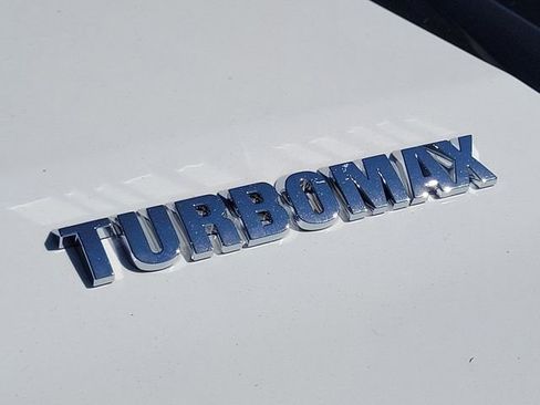 Used 2025 Chevrolet Silverado 1500 LT AWD/4WD image 10
