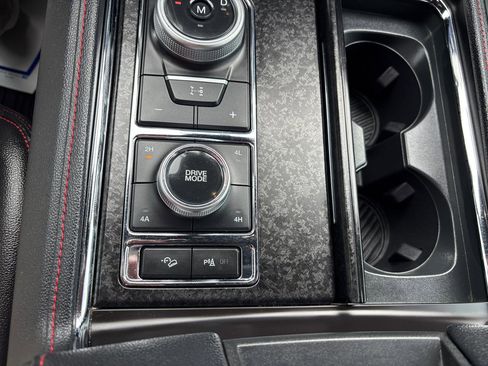 Used 2023 Ford Expedition Max Limited image 26