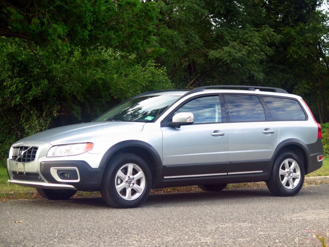 Used 2008 Volvo XC70 3.2 AWD/4WD image 1