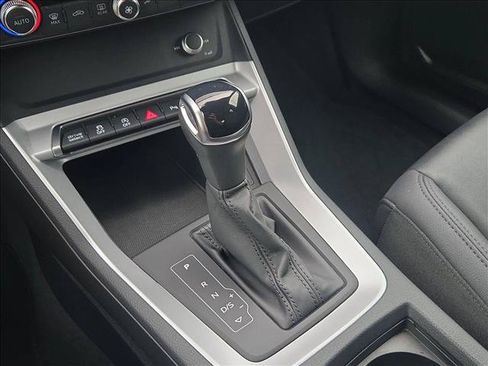 Used 2025 Audi Q3 2.0T Premium AWD/4WD image 12