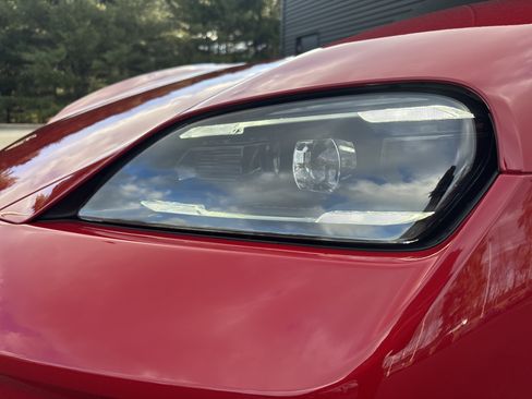 New 2026 Porsche Taycan image 28