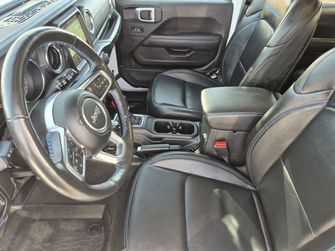 Used 2023 Jeep Wrangler Unlimited Rubicon 4xe w/ Steel Bumper Group image 45