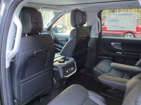 New 2026 Ford Expedition Platinum w/ Driver's Package AWD/4WD image 44