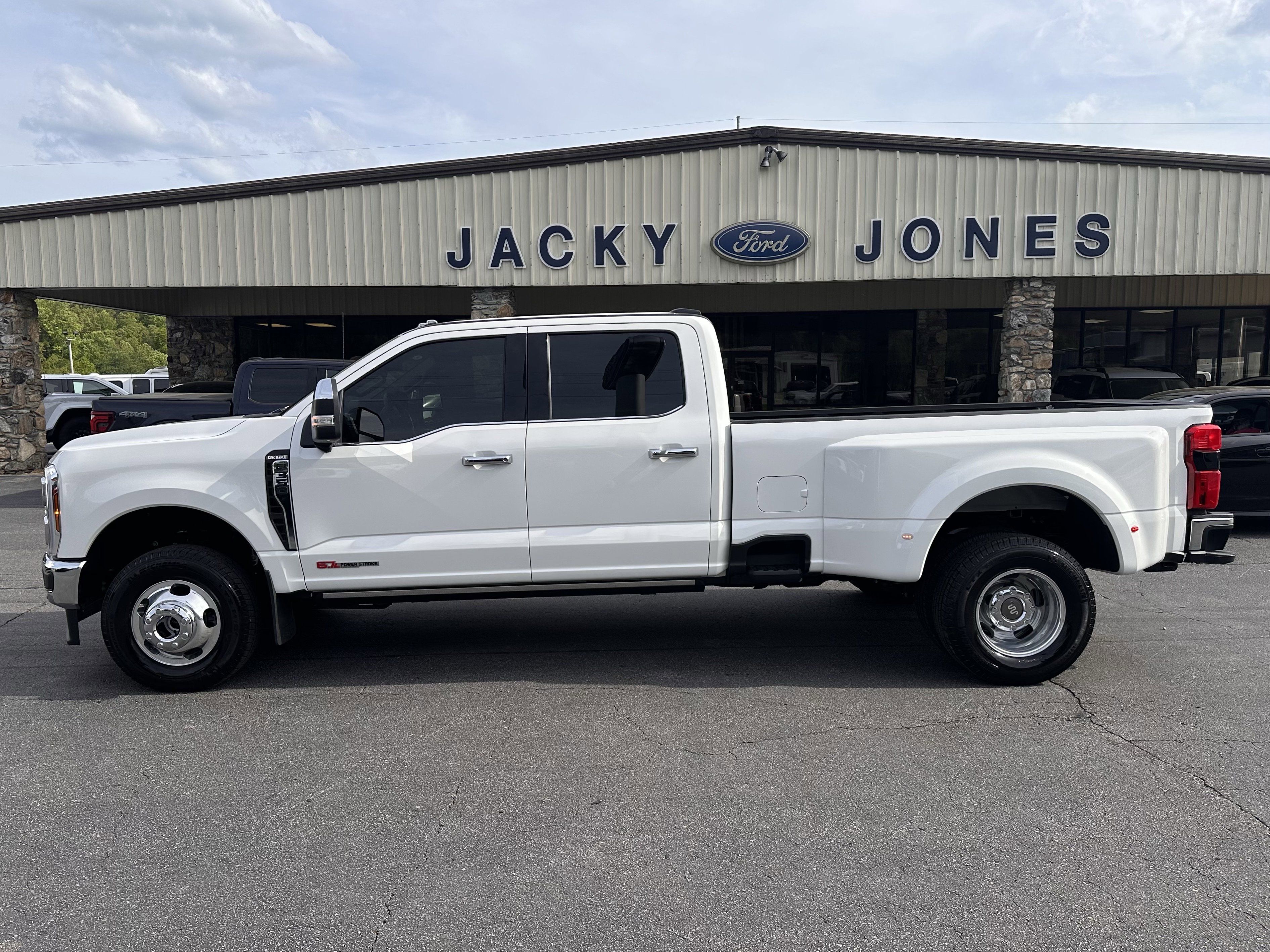 Used 2026 Ford F350 King Ranch w/ Chrome Package AWD/4WD image 1