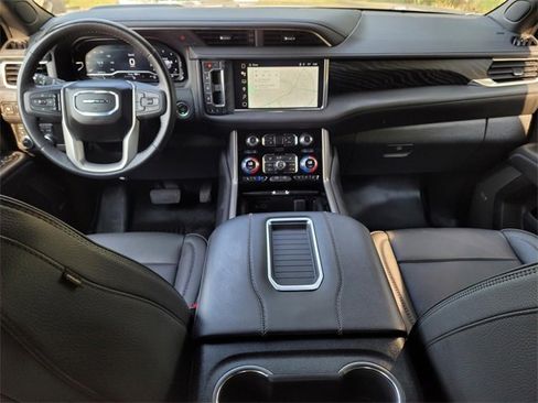 Used 2023 GMC Yukon Denali image 20