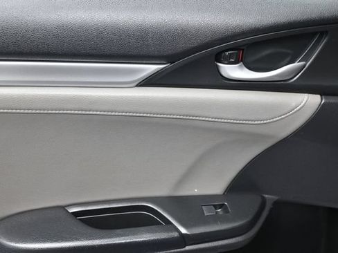 Used 2021 Honda Civic EX-L image 11