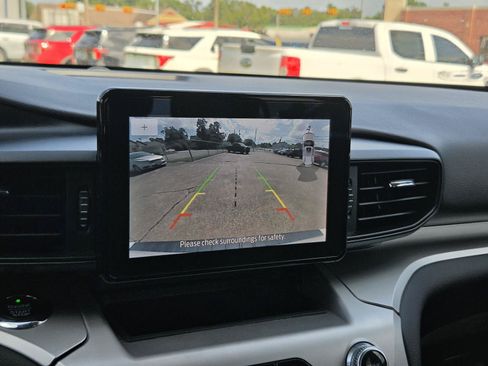 Used 2021 Ford Explorer XLT RWD image 21