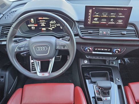 Used 2021 Audi SQ5 Prestige w/ Prestige Package image 26