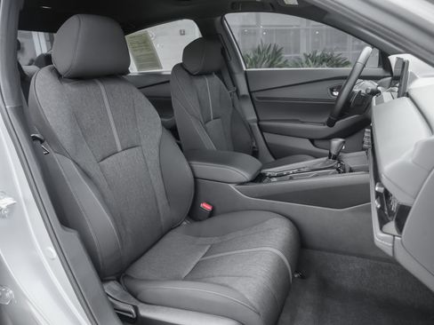 Used 2023 Honda Accord Sport image 40