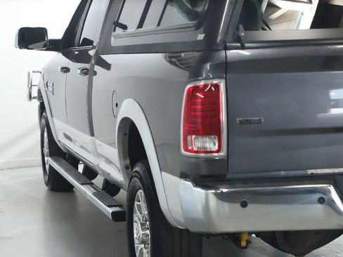 Used 2015 RAM 3500 Laramie w/ Convenience Group AWD/4WD image 41