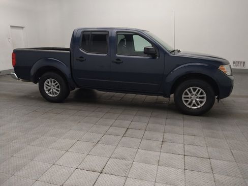 Used 2019 Nissan Frontier SV RWD image 11