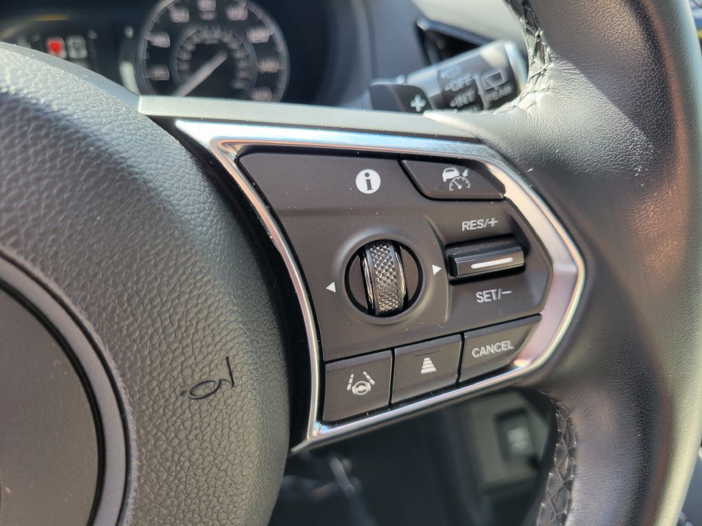 Used 2025 Acura RDX SH-AWD image 26