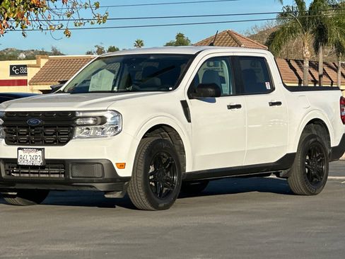 Used 2023 Ford Maverick XL image 8