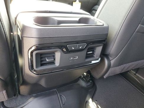 New 2026 GMC Sierra 2500 AT4 w/ AT4 Premium Plus Package AWD/4WD image 17