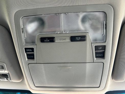 Used 2014 Toyota Avalon XLE Premium FWD image 27