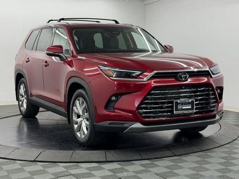 New 2026 Toyota Grand Highlander AWD image 7