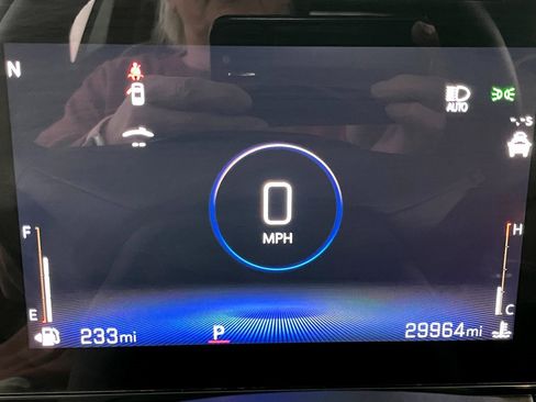 Certified 2024 Chevrolet Trax ACTIV w/ Sunroof Package image 28