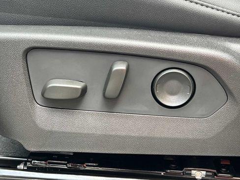 New 2026 GMC Canyon Elevation w/ Convenience Package RWD image 17