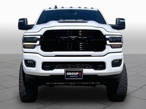 Used 2024 RAM 2500 Laramie w/ Night Edition AWD/4WD image 4