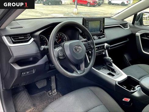Certified 2022 Toyota RAV4 LE image 17
