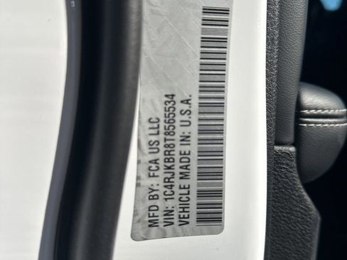 New 2026 Jeep Grand Cherokee L Limited AWD/4WD image 35
